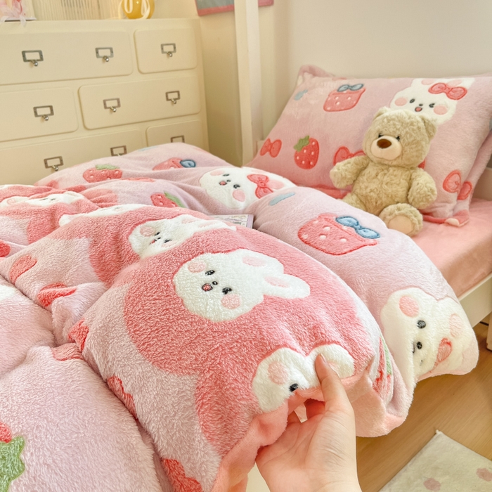 91家纺网 家纺一手货源 找家纺 川悦生活 2025新款立体雪花绒印花四件套学生床系列一场景一 幸福甜兔