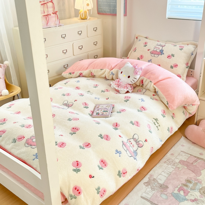 91家纺网 家纺一手货源 找家纺 川悦生活 2025新款立体雪花绒印花四件套学生床系列一场景一 郁金奶兔