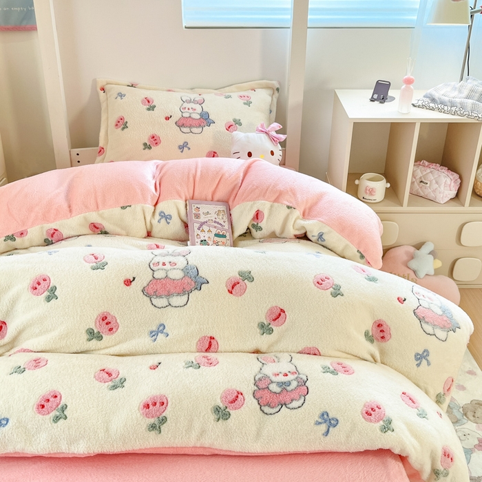 91家纺网 家纺一手货源 找家纺 川悦生活 2025新款立体雪花绒印花四件套学生床系列一场景一 郁金奶兔