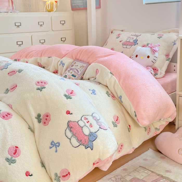 91家纺网 家纺一手货源 找家纺 川悦生活 2025新款立体雪花绒印花四件套学生床系列一场景一 郁金奶兔