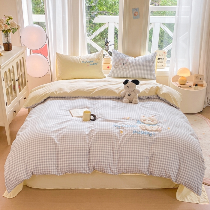 91家纺网 家纺一手货源 找家纺 雨帆家纺 2025新款可爱卡通水洗棉贴布绣四件套 蓝格西高地