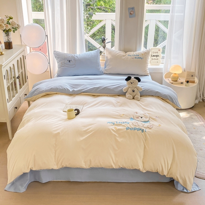 91家纺网 家纺一手货源 找家纺 雨帆家纺 2025新款可爱卡通水洗棉贴布绣四件套 奶油蓝西高地