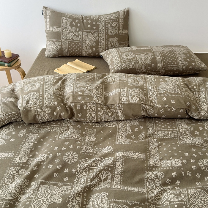 91家纺网 家纺一手货源 找家纺 竹合家纺 2025秋冬新品爆款加厚高克重复古风皱皱印花四件套奥利维亚