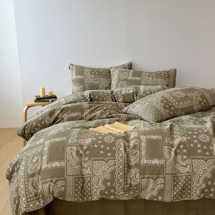 91家纺网 家纺一手货源 找家纺 竹合家纺 2025秋冬新品爆款加厚高克重复古风皱皱印花四件套奥利维亚