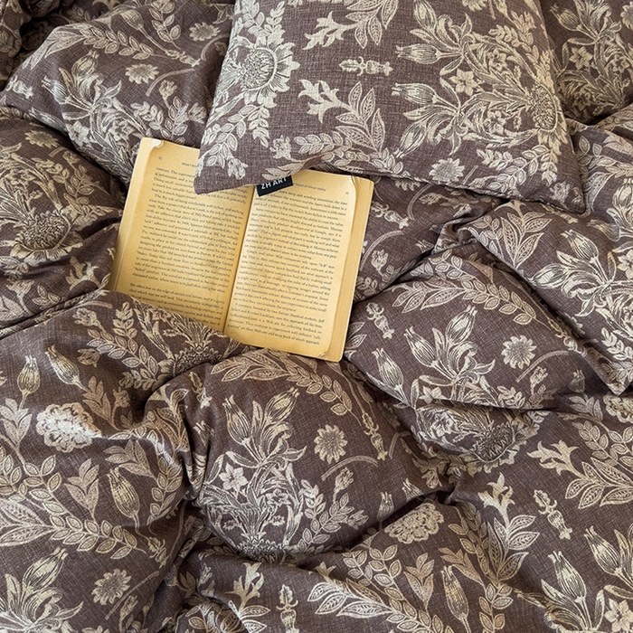 91家纺网 家纺一手货源 找家纺 竹合家纺 2025秋冬新品爆款加厚高克重复古风皱皱印花四件套典雅