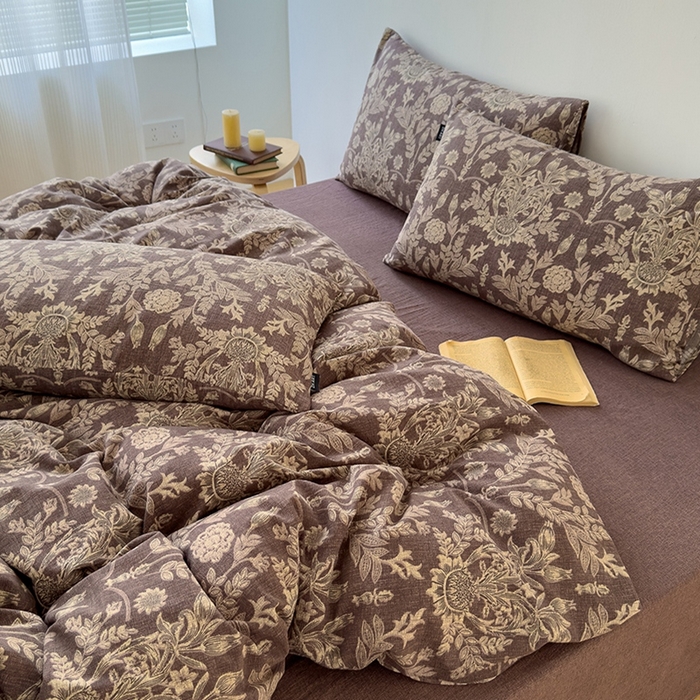 91家纺网 家纺一手货源 找家纺 竹合家纺 2025秋冬新品爆款加厚高克重复古风皱皱印花四件套典雅