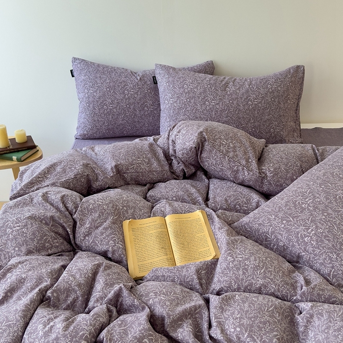 91家纺网 家纺一手货源 找家纺 竹合家纺 2025秋冬新品爆款加厚高克重复古风皱皱印花四件套米兰紫