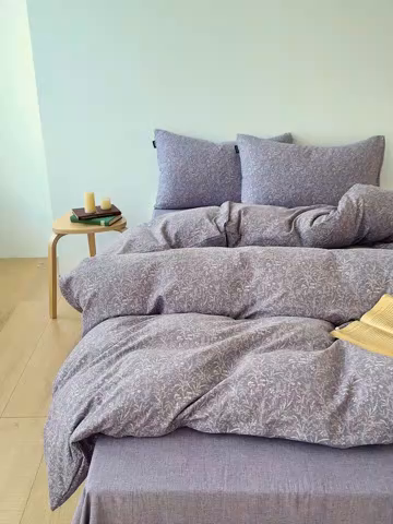 91家纺网 家纺一手货源 找家纺 竹合家纺 2025秋冬新品爆款加厚高克重复古风皱皱印花四件套米兰紫