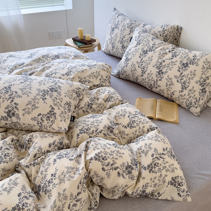 91家纺网 家纺一手货源 找家纺 竹合家纺 2025秋冬新品爆款加厚高克重复古风皱皱印花四件套莫里