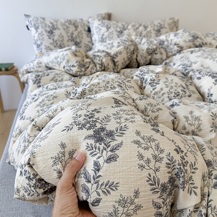 91家纺网 家纺一手货源 找家纺 竹合家纺 2025秋冬新品爆款加厚高克重复古风皱皱印花四件套莫里