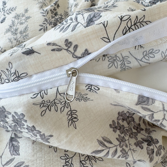 91家纺网 家纺一手货源 找家纺 竹合家纺 2025秋冬新品爆款加厚高克重复古风皱皱印花四件套莫里