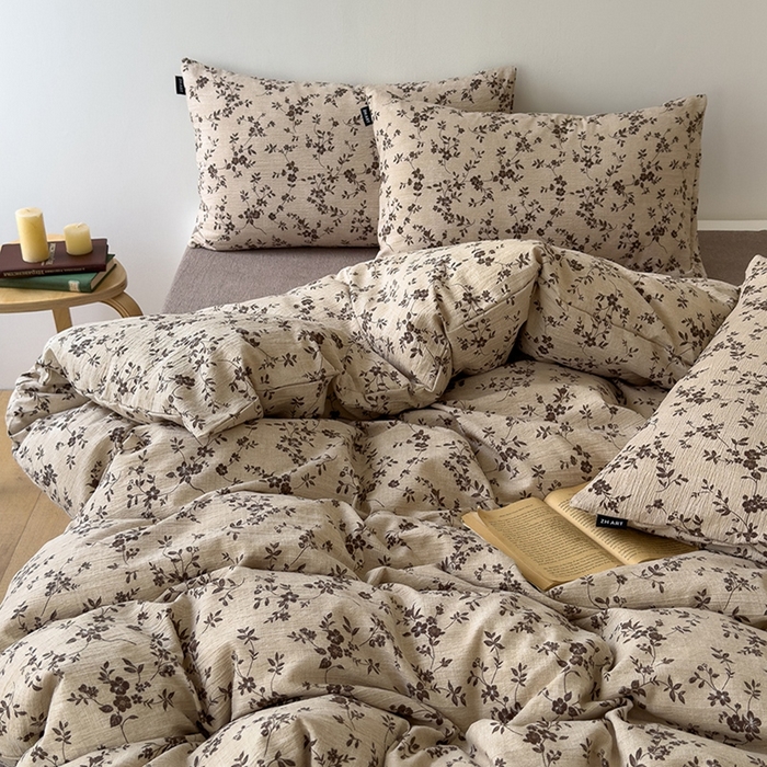 91家纺网 家纺一手货源 找家纺 竹合家纺 2025秋冬新品爆款加厚高克重复古风皱皱印花四件套秋海棠