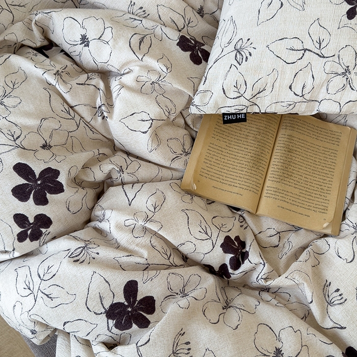 91家纺网 家纺一手货源 找家纺 竹合家纺 2025秋冬新品爆款加厚高克重复古风皱皱印花四件套苏莉