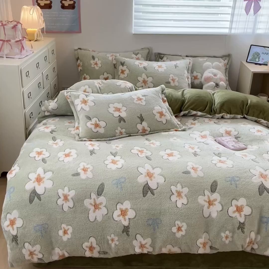 91家纺网 家纺一手货源 找家纺 川悦生活 2025新款立体雪花绒印花大床四件套系列一场景一 奶芙小花