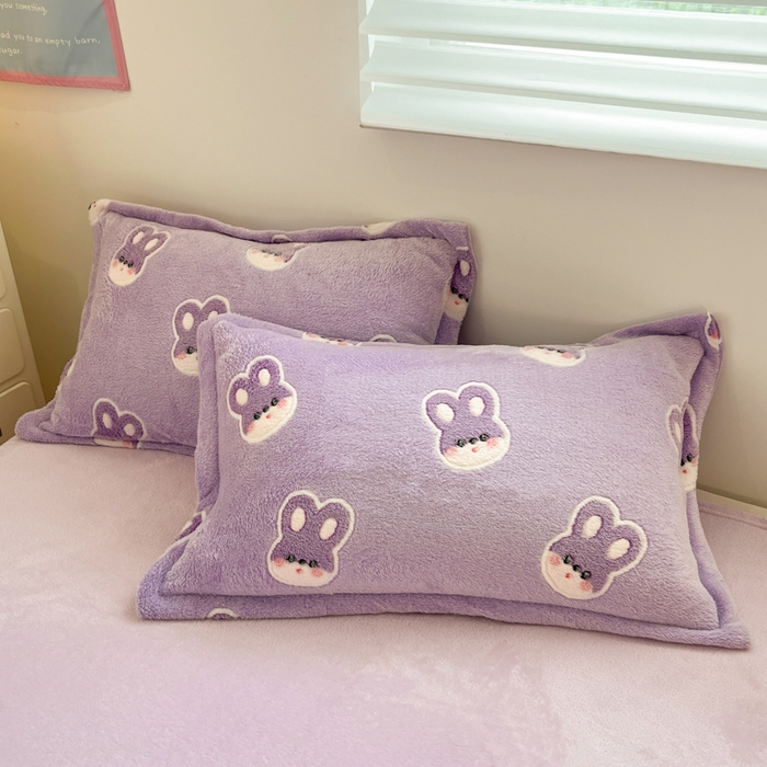 91家纺网 家纺一手货源 找家纺 川悦生活 2025新款立体雪花绒印花大床四件套系列一场景一 妮娜兔