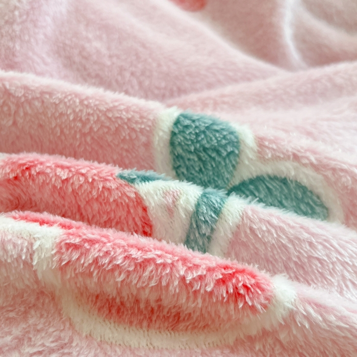 91家纺网 家纺一手货源 找家纺 川悦生活 2025新款立体雪花绒印花大床四件套系列一场景一 桃心爱语