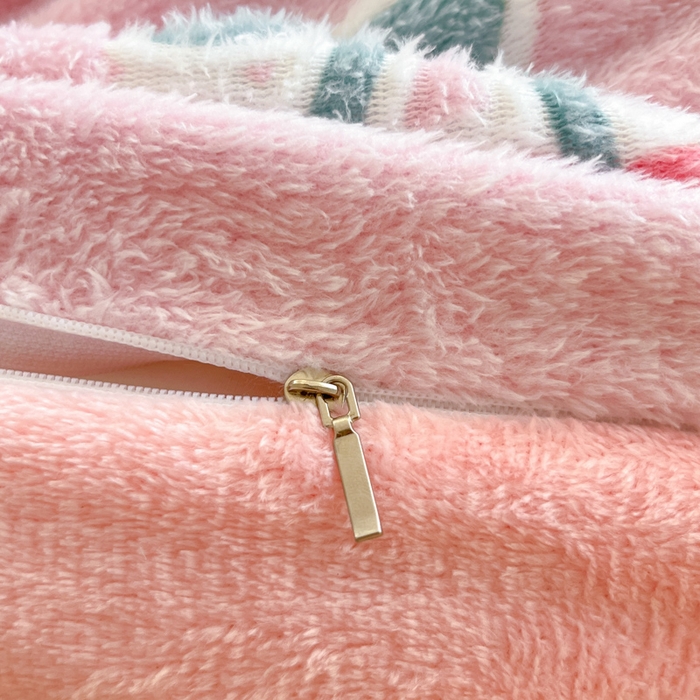 91家纺网 家纺一手货源 找家纺 川悦生活 2025新款立体雪花绒印花大床四件套系列一场景一 桃心爱语