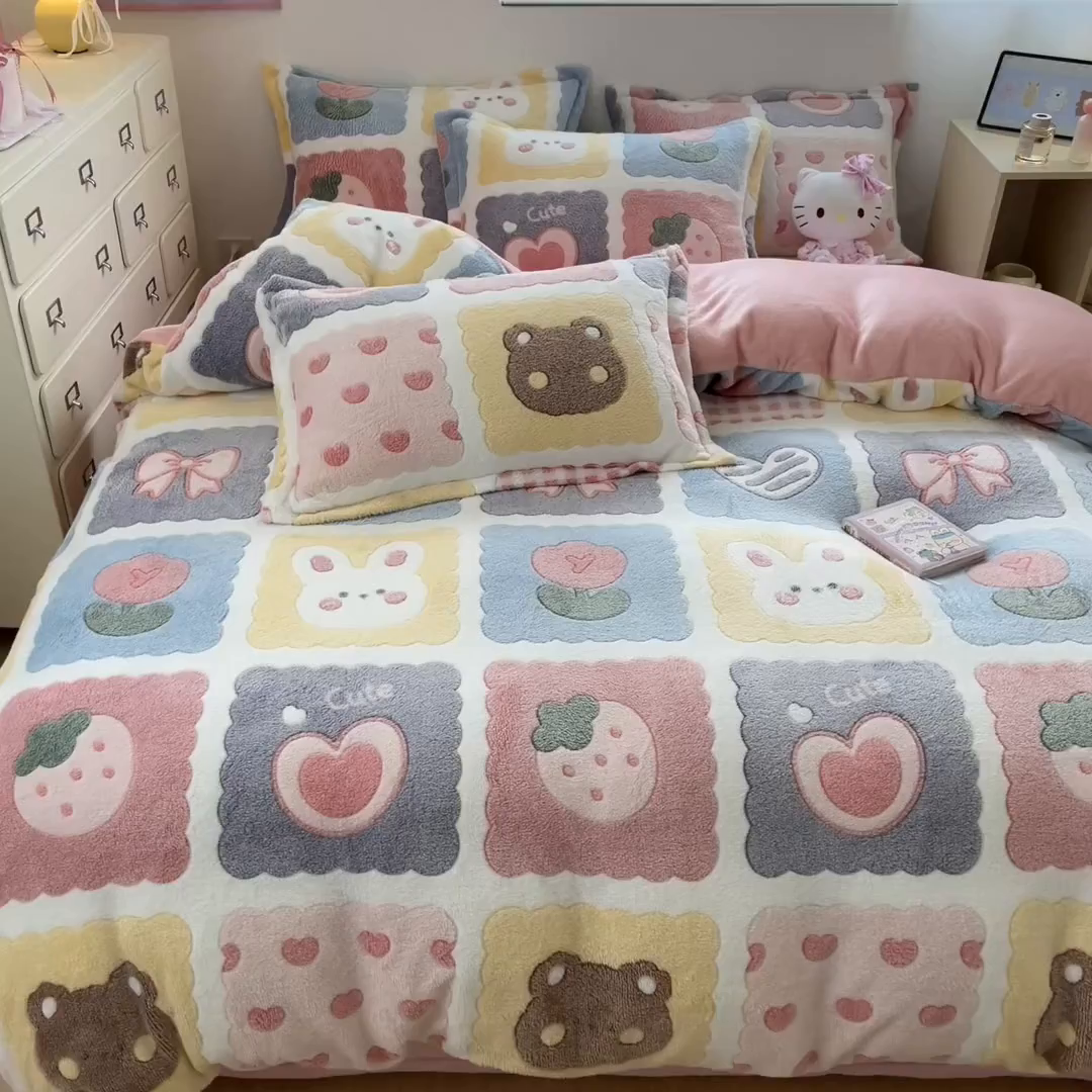 91家纺网 家纺一手货源 找家纺 川悦生活 2025新款立体雪花绒印花大床四件套系列一场景一 甜蜜日常粉