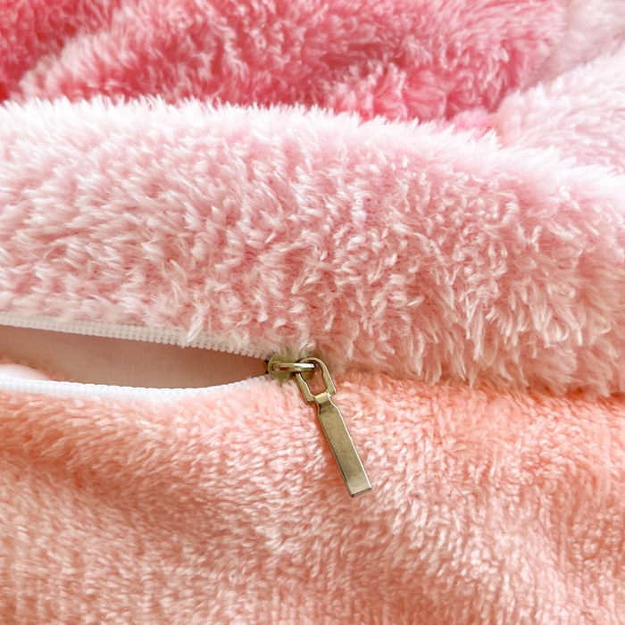 91家纺网 家纺一手货源 找家纺 川悦生活 2025新款立体雪花绒印花大床四件套系列一场景一 甜系粉熊