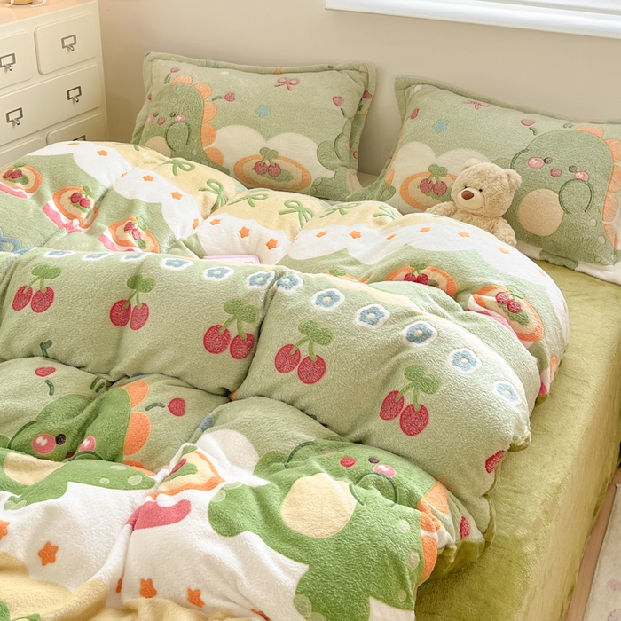 91家纺网 家纺一手货源 找家纺 川悦生活 2025新款立体雪花绒印花大床四件套系列一场景一 甜系龙龙