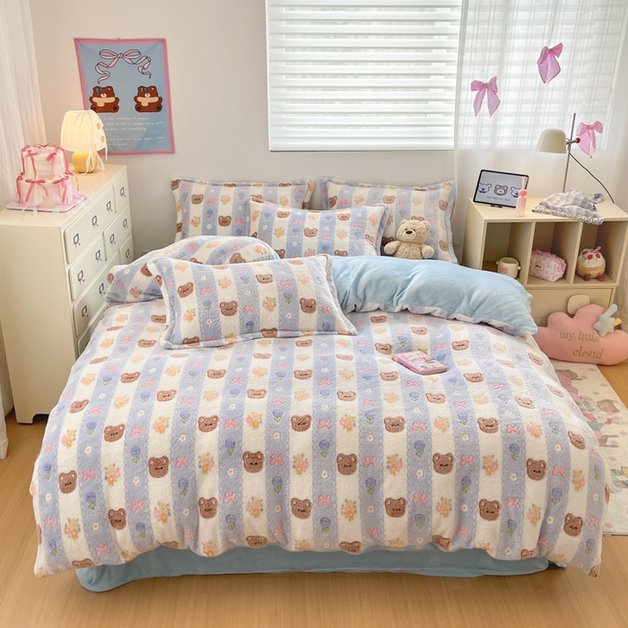 川悦生活 2025新款立体雪花绒印花大床四件套系列一场景一 小熊花园