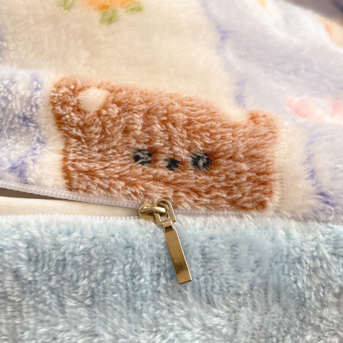 91家纺网 家纺一手货源 找家纺 川悦生活 2025新款立体雪花绒印花大床四件套系列一场景一 小熊花园