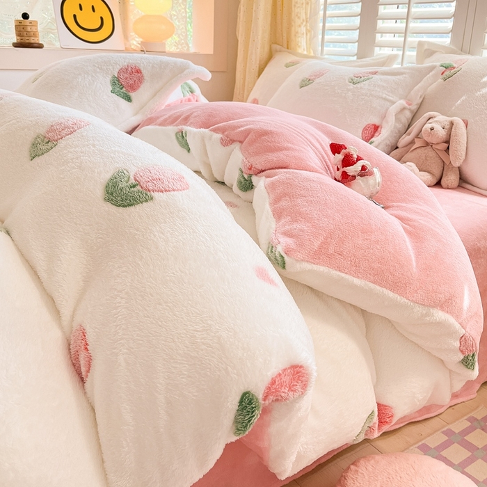 91家纺网 家纺一手货源 找家纺 川悦生活 2025新款立体雪花绒印花大床四件套系列一场景一 小郁金