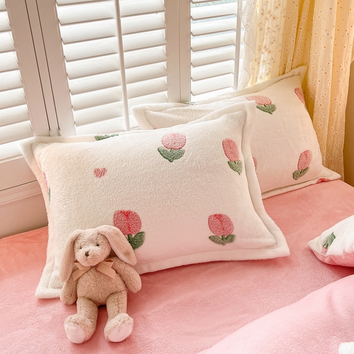 91家纺网 家纺一手货源 找家纺 川悦生活 2025新款立体雪花绒印花大床四件套系列一场景一 小郁金