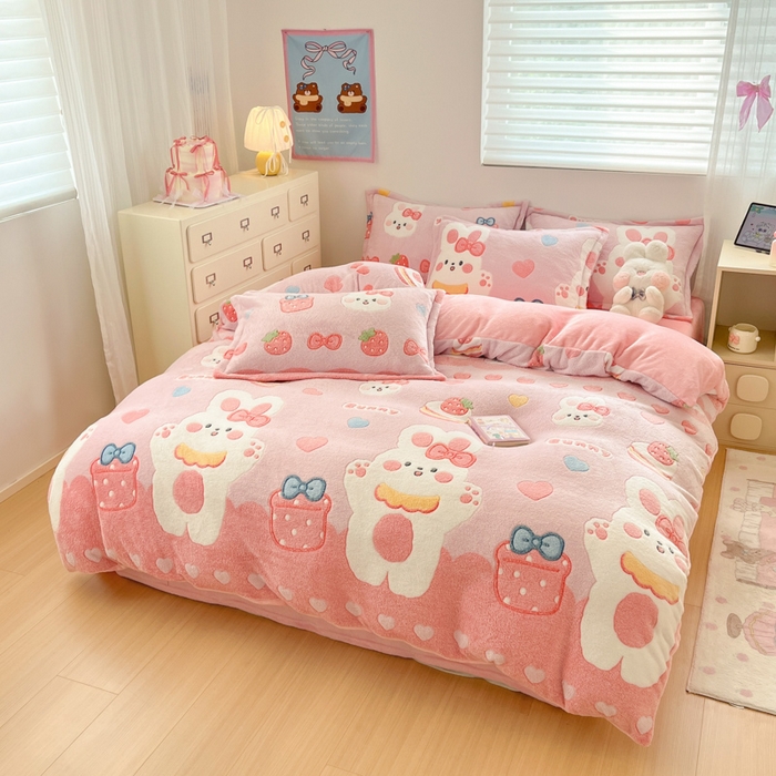 91家纺网 家纺一手货源 找家纺 川悦生活 2025新款立体雪花绒印花大床四件套系列一场景一 幸福甜兔