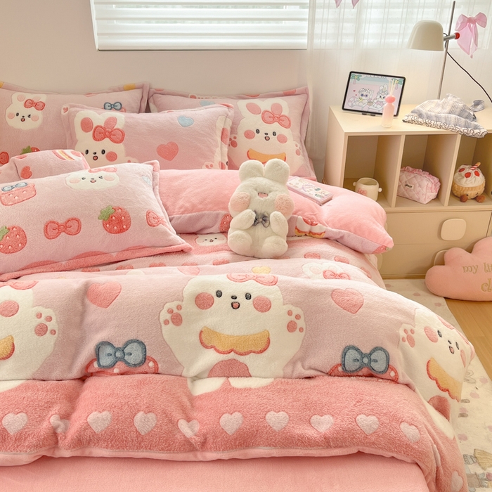 91家纺网 家纺一手货源 找家纺 川悦生活 2025新款立体雪花绒印花大床四件套系列一场景一 幸福甜兔