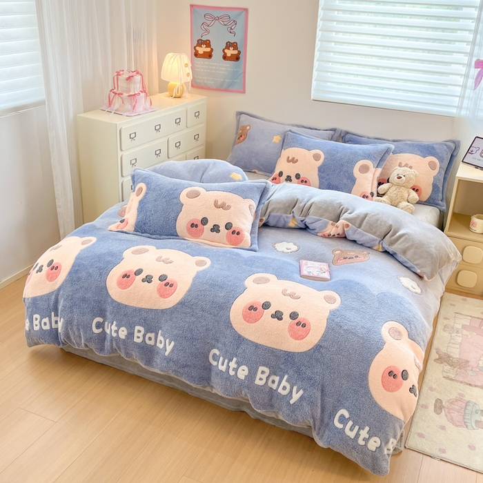 91家纺网 家纺一手货源 找家纺 川悦生活 2025新款立体雪花绒印花大床四件套系列一场景一 熊小巴