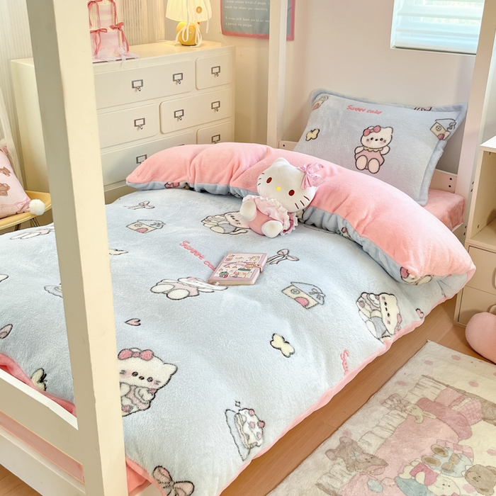 91家纺网 家纺一手货源 找家纺 川悦生活 2025新款立体雪花绒印花四件套学生床系列二场景一 幸运小咪