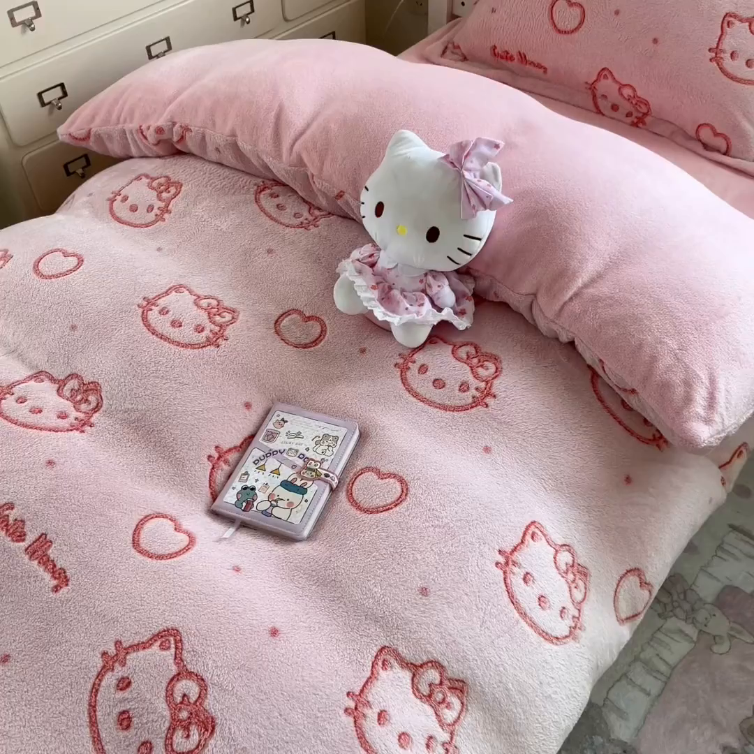 91家纺网 家纺一手货源 找家纺 川悦生活 2025新款立体雪花绒印花四件套学生床系列二场景一 爱心喵喵