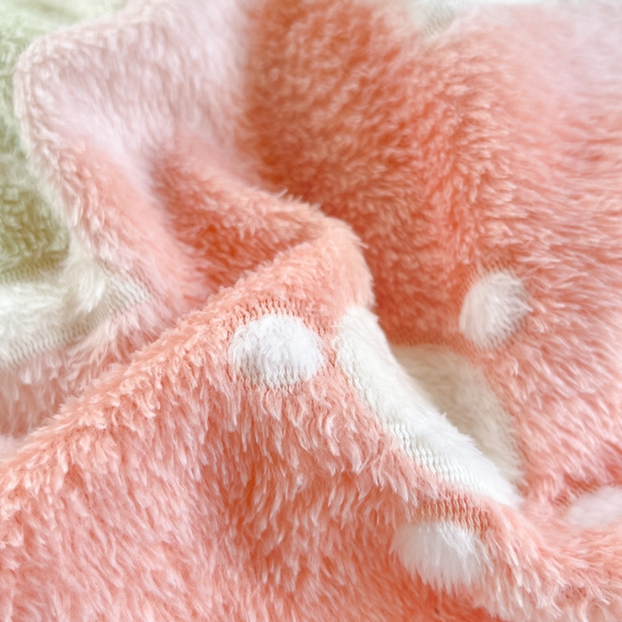 91家纺网 家纺一手货源 找家纺 川悦生活 2025新款立体雪花绒印花四件套学生床系列二场景一 半眠小兔