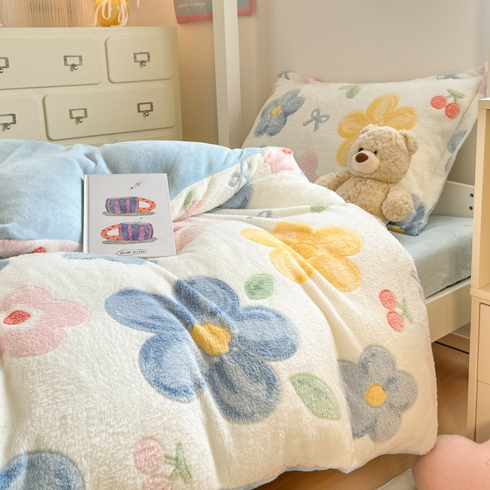 91家纺网 家纺一手货源 找家纺 川悦生活 2025新款立体雪花绒印花四件套学生床系列二场景一 半暖花朵