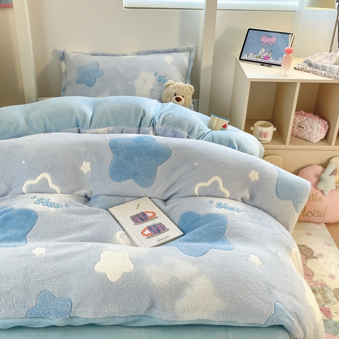 91家纺网 家纺一手货源 找家纺 川悦生活 2025新款立体雪花绒印花四件套学生床系列二场景一 叮咚星星