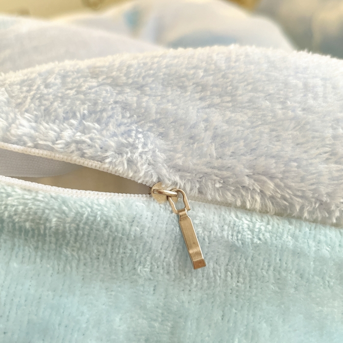 91家纺网 家纺一手货源 找家纺 川悦生活 2025新款立体雪花绒印花四件套学生床系列二场景一 叮咚星星