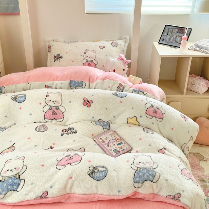 91家纺网 家纺一手货源 找家纺 川悦生活 2025新款立体雪花绒印花四件套学生床系列二场景一 派对西高地