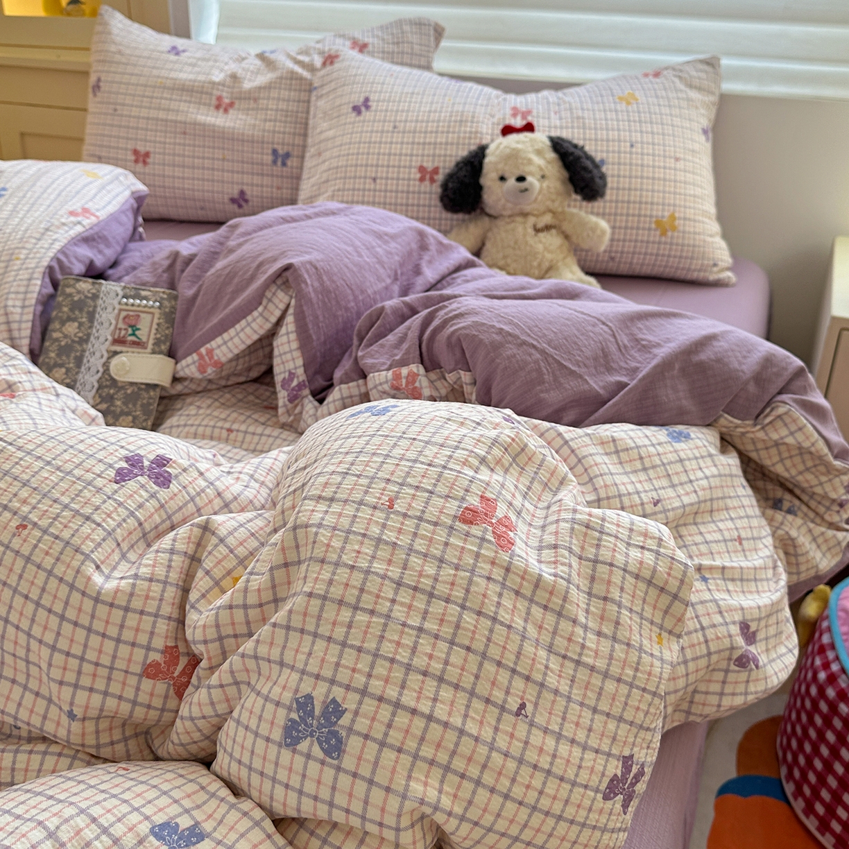 91家纺网 家纺一手货源 找家纺 水墨江南 2025新款云感双层纱印花四件套 多彩蝴蝶结