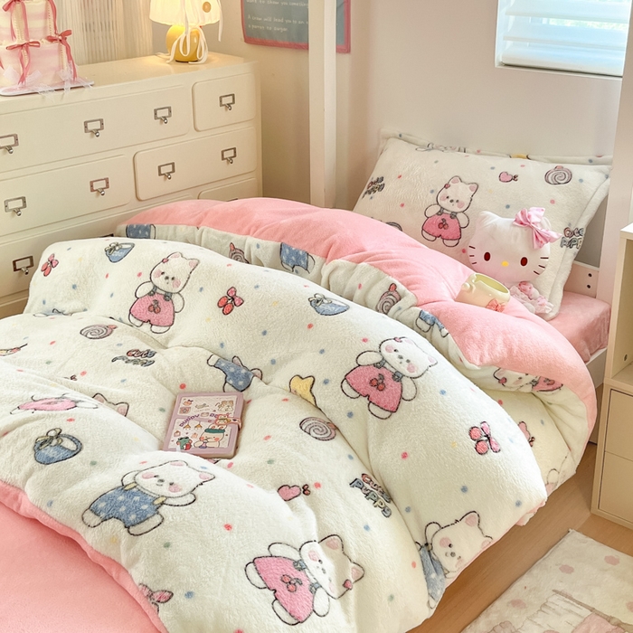 91家纺网 家纺一手货源 找家纺 川悦生活 2025新款立体雪花绒印花四件套学生床系列二场景一 派对西高地