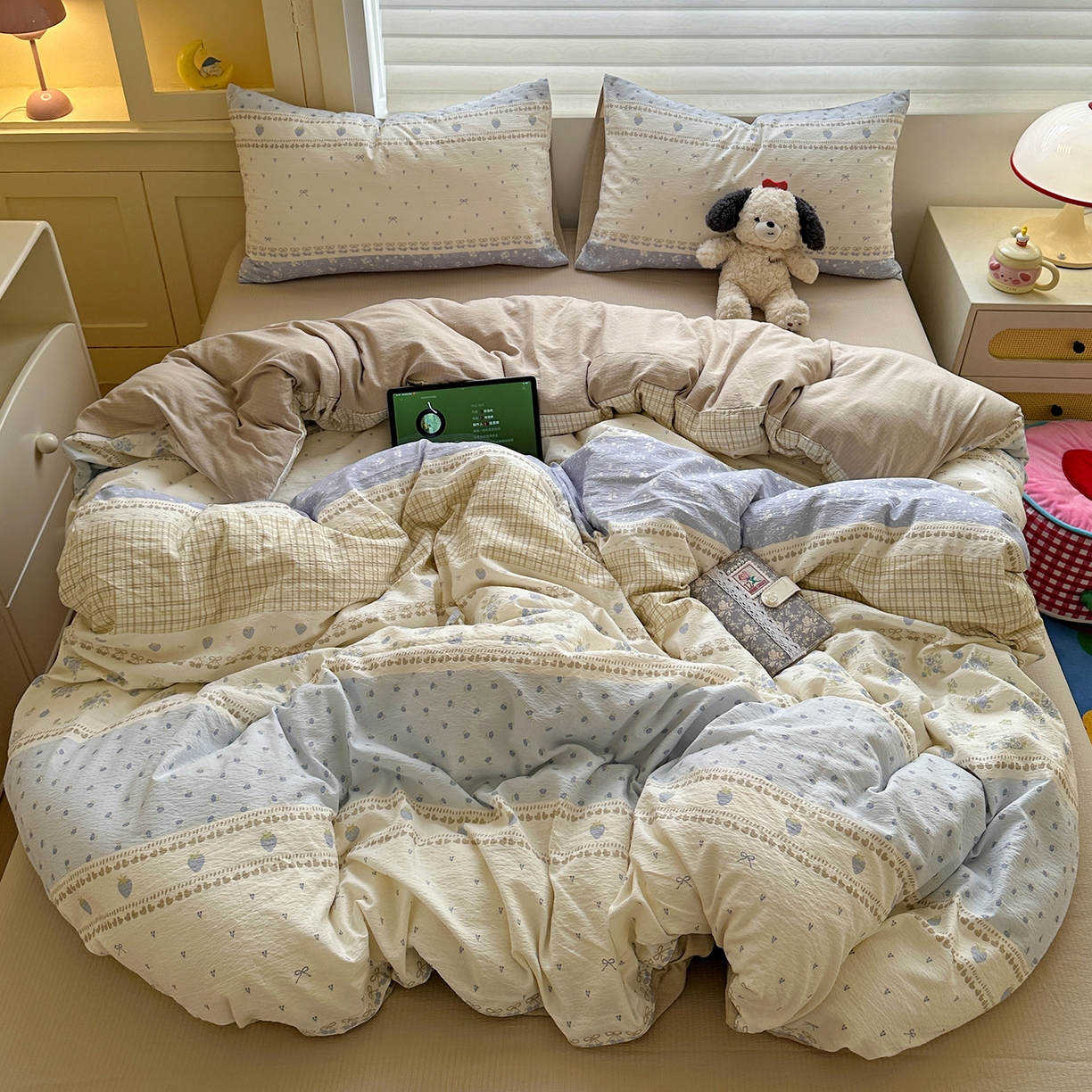 91家纺网 家纺一手货源 找家纺 水墨江南 2025新款云感双层纱印花四件套 春天里