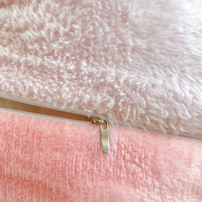 91家纺网 家纺一手货源 找家纺 川悦生活 2025新款立体雪花绒印花四件套学生床系列二场景一 甜梦小猫