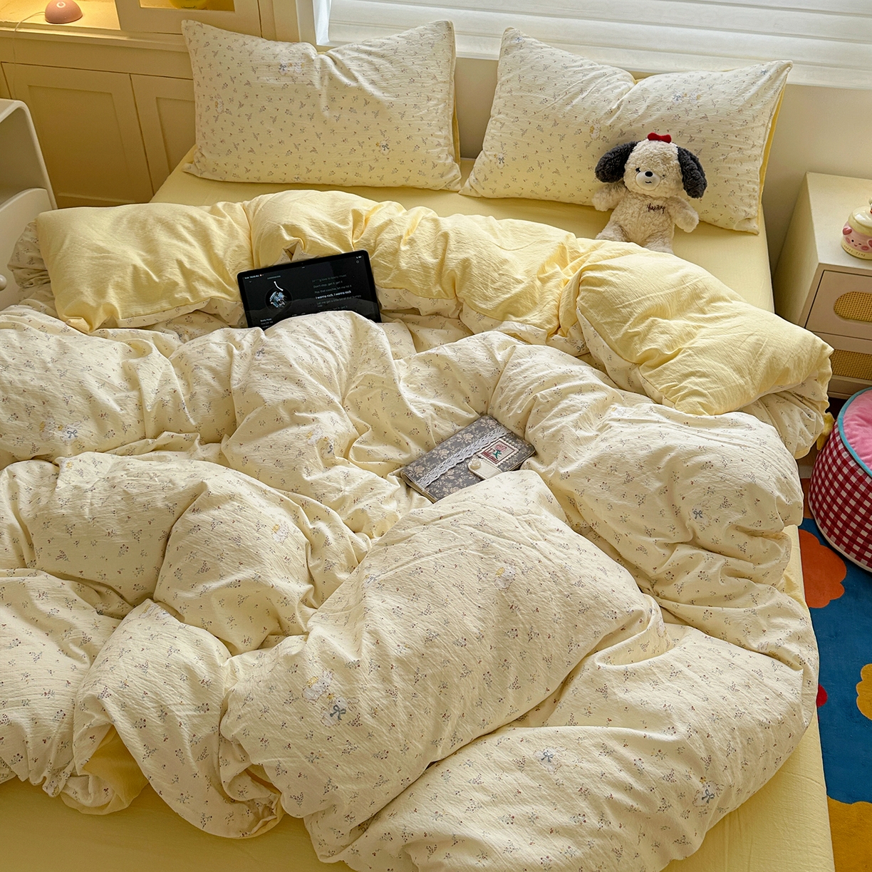 91家纺网 家纺一手货源 找家纺 水墨江南 2025新款云感双层纱印花四件套 花园兔