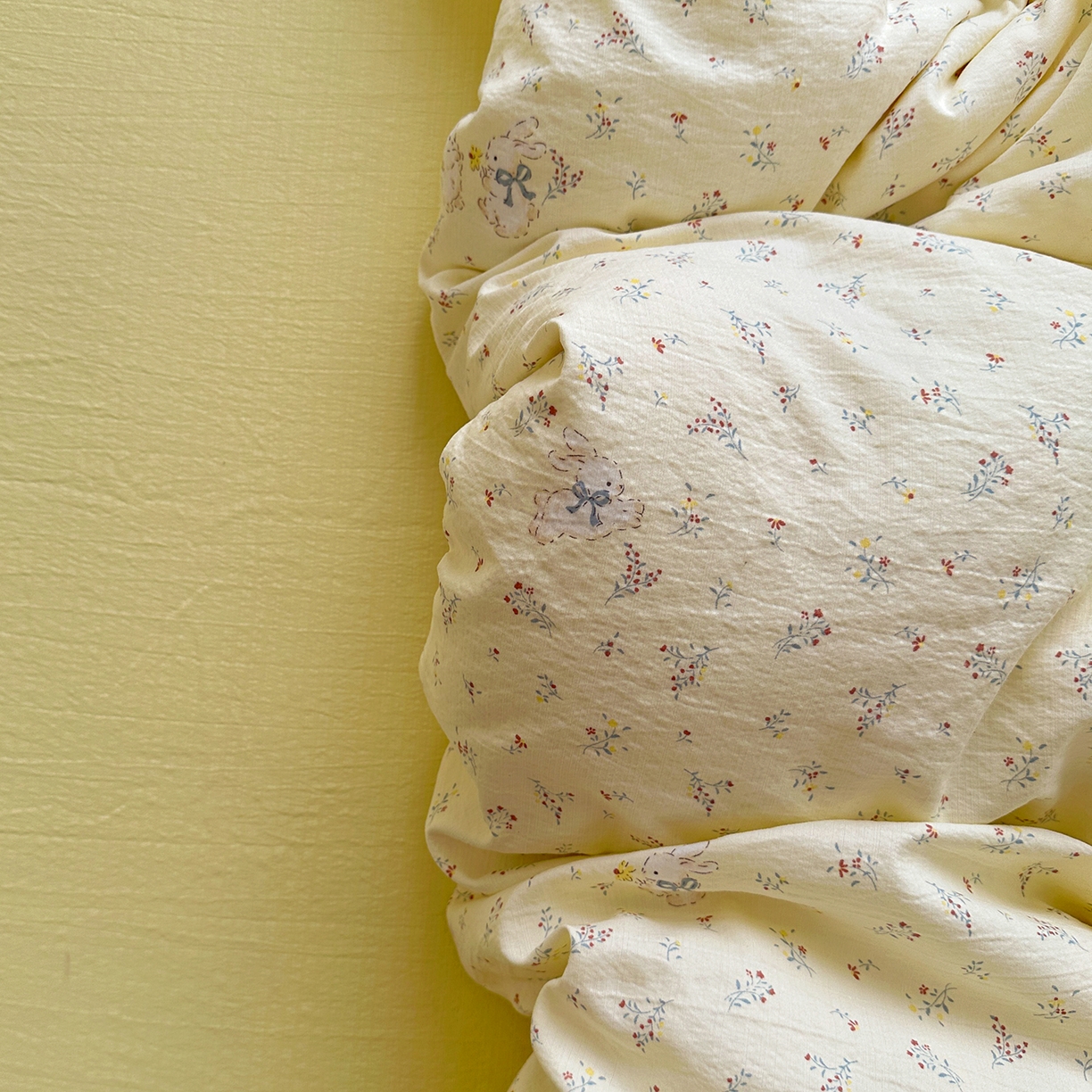 91家纺网 家纺一手货源 找家纺 水墨江南 2025新款云感双层纱印花四件套 花园兔