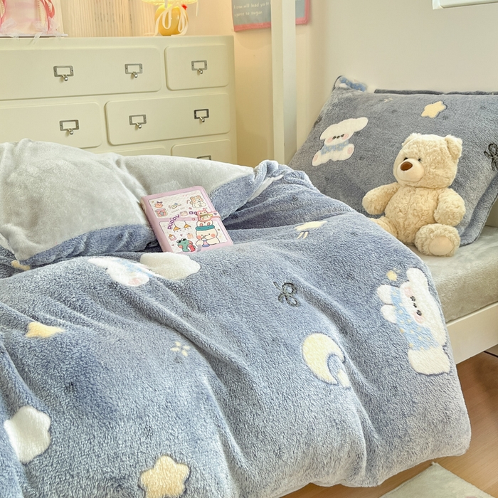 91家纺网 家纺一手货源 找家纺 川悦生活 2025新款立体雪花绒印花四件套学生床系列二场景一 星月小狗-灰