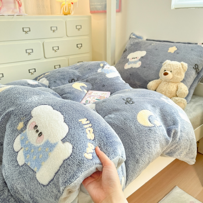 91家纺网 家纺一手货源 找家纺 川悦生活 2025新款立体雪花绒印花四件套学生床系列二场景一 星月小狗-灰