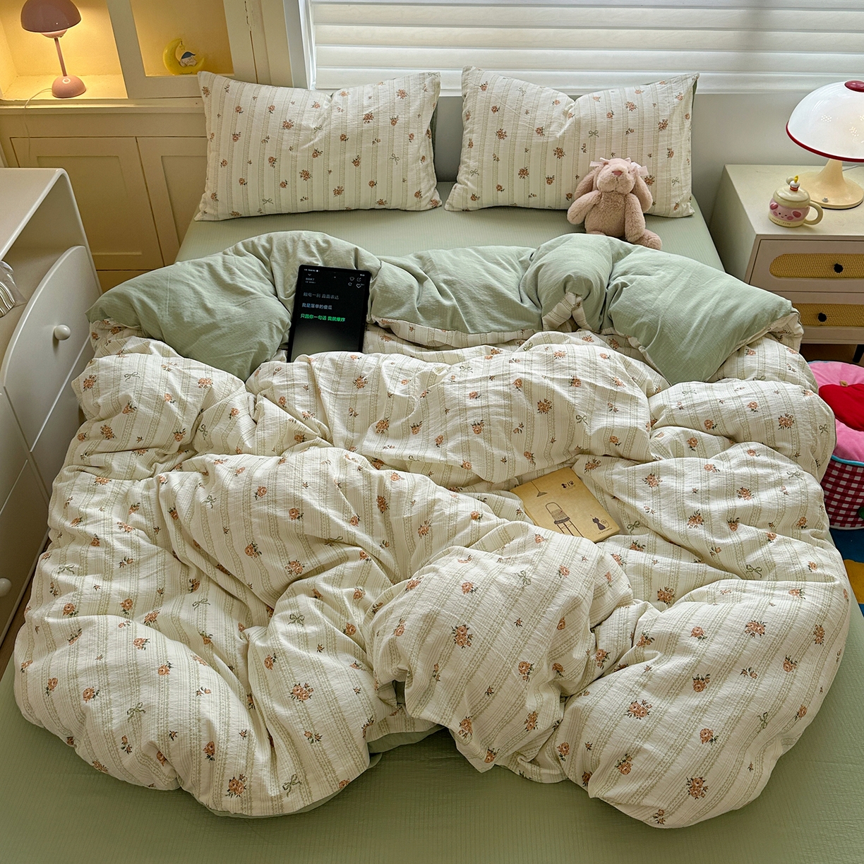 91家纺网 家纺一手货源 找家纺 水墨江南 2025新款云感双层纱印花四件套 花枝蔓