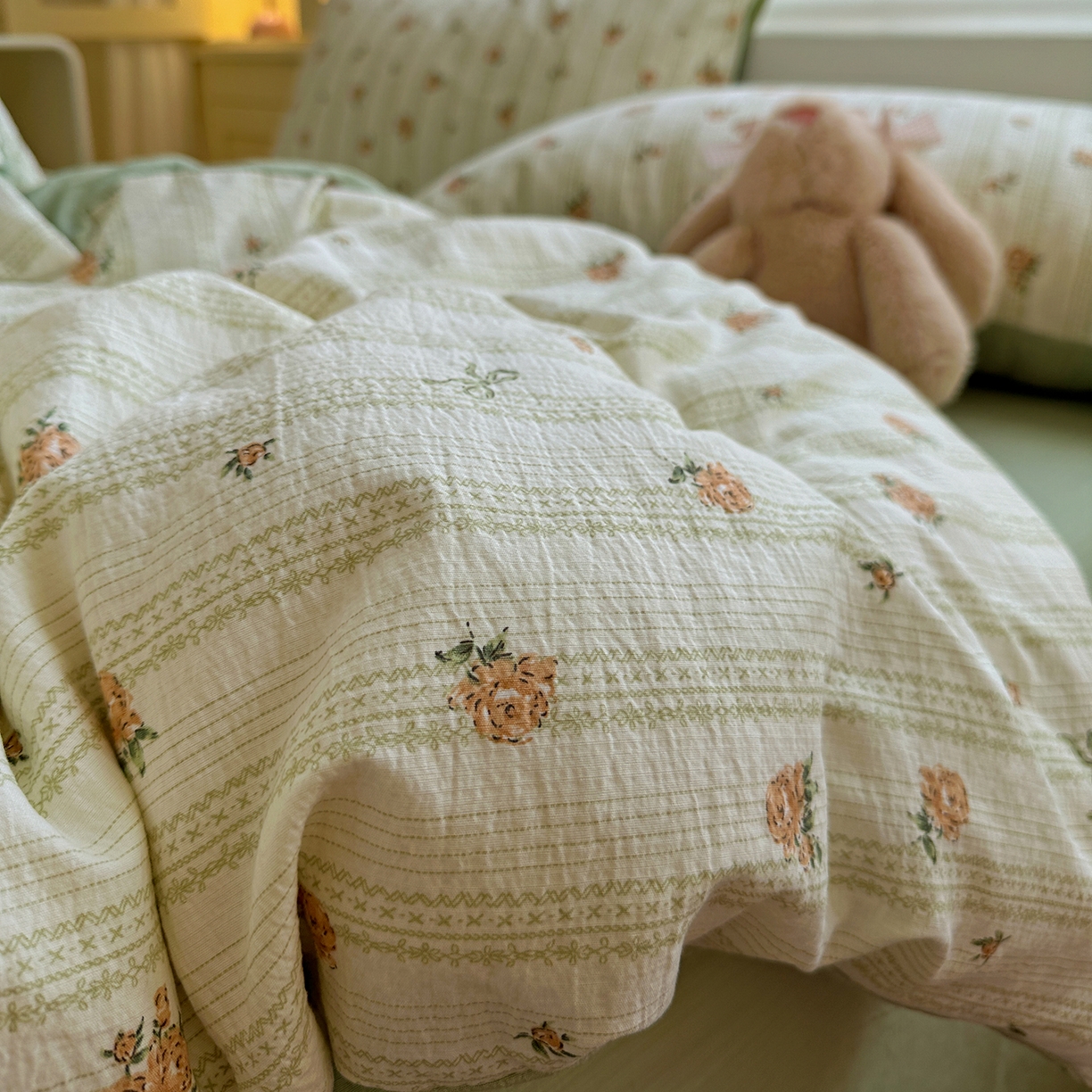 91家纺网 家纺一手货源 找家纺 水墨江南 2025新款云感双层纱印花四件套 花枝蔓