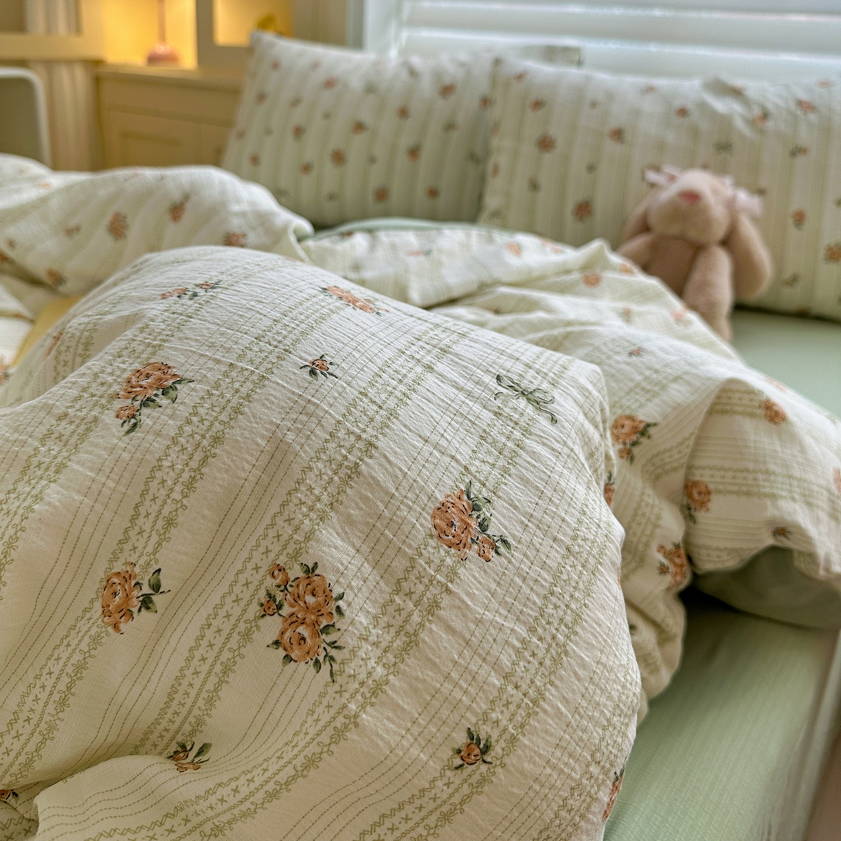 91家纺网 家纺一手货源 找家纺 水墨江南 2025新款云感双层纱印花四件套 花枝蔓