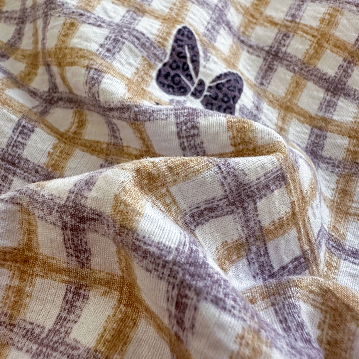 91家纺网 家纺一手货源 找家纺 水墨江南 2025新款云感双层纱印花四件套 可爱蝴蝶结